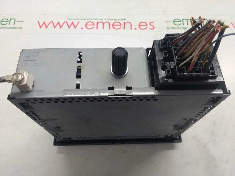 281150038R radio RENAULT CLIO III AUTHENTIQUE 2007 836101 - Imagen 4 de 4