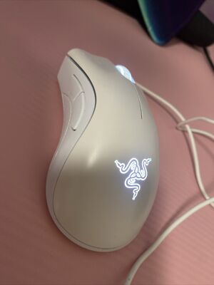 Razer DeathAdder Essential Kabelgebundene Gaming-Maus Optischem Sensor 6400 DPI