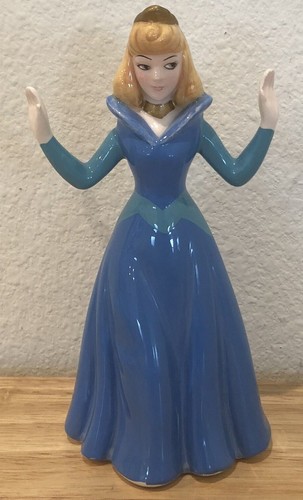 DISNEY SCHMID CERAMIC SLEEPING BEAUTY AURORA PORCELAIN 30TH ANNIV 6.5" FIGURINE