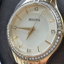 Bulova Women display picture 2