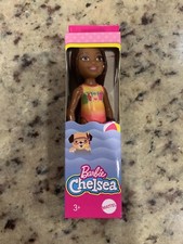 Mattel - Barbie Club Chelsea Beach Doll with Pink Rainbow with Ice Cream Design