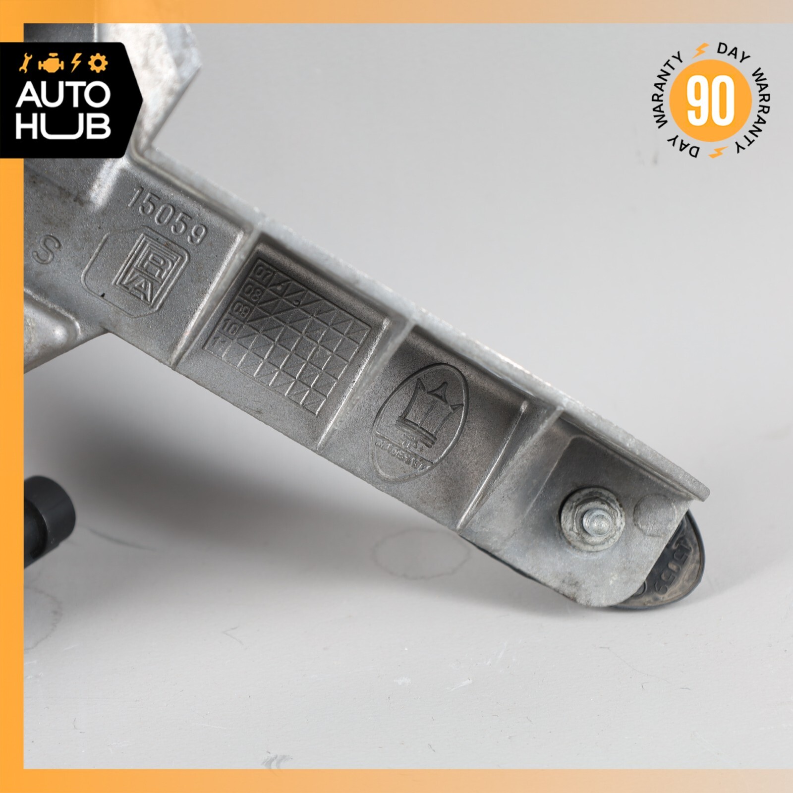 08-19 Maserati GranTurismo M145 Front Left Side Exterior Door Handle OEM 44k