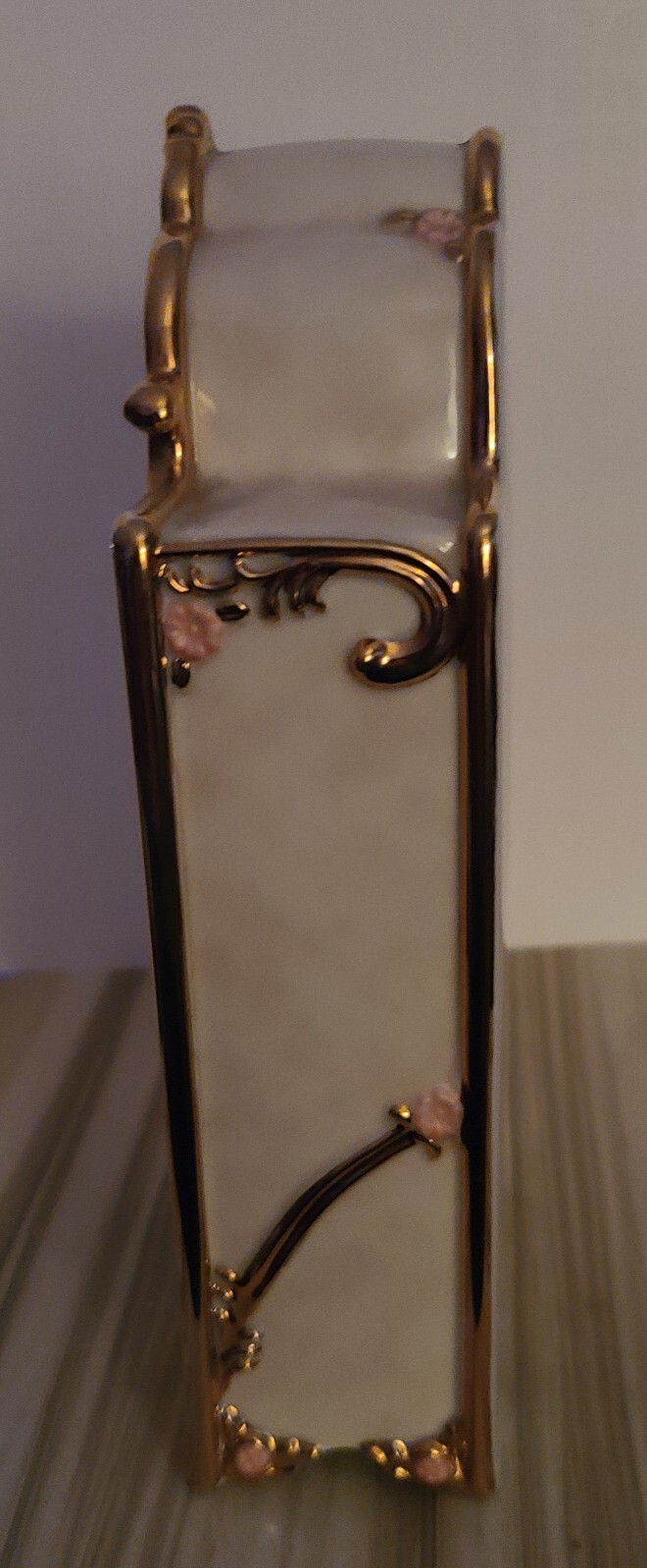 Picture 2 of 6