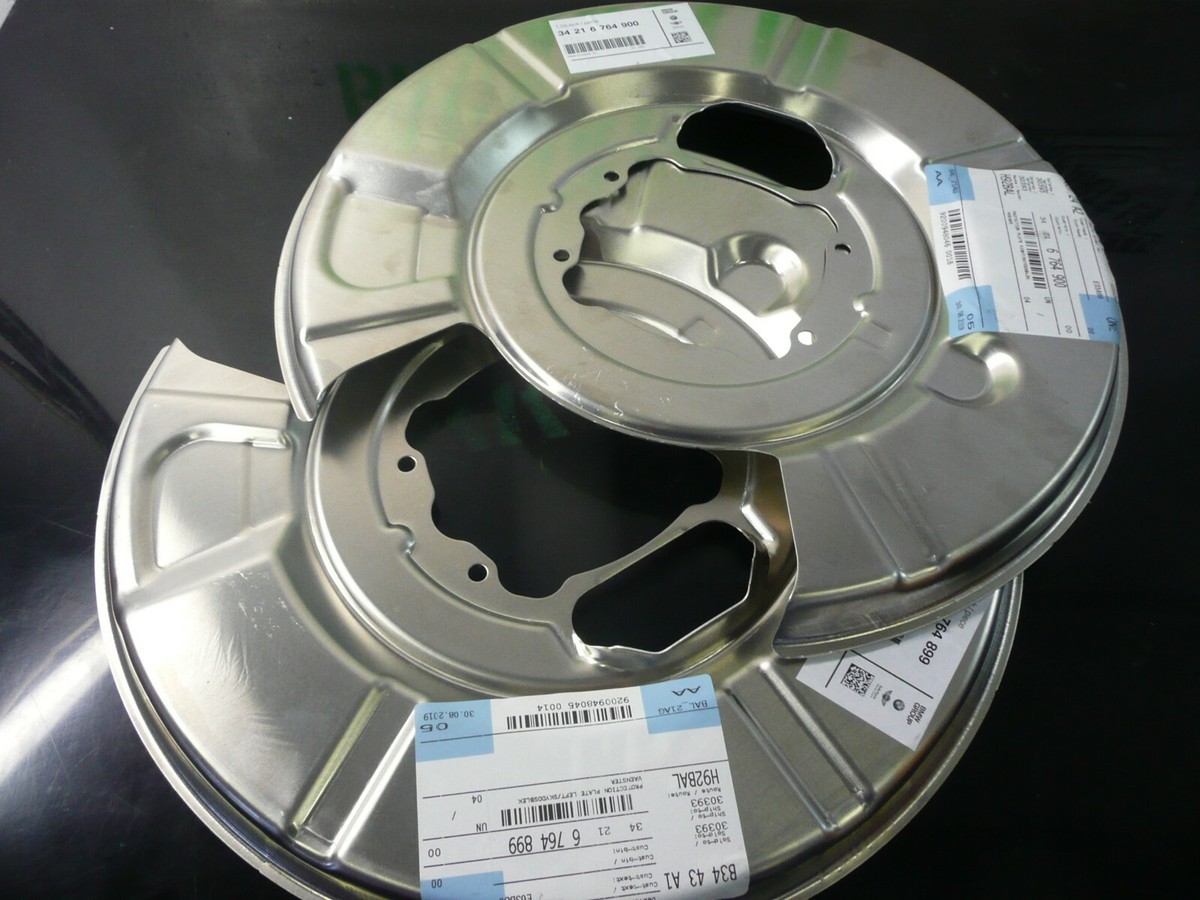 NEW GENUINE BMW E61 E61 LCI BRAKE PROTECTION PLATE REAR PAIR 