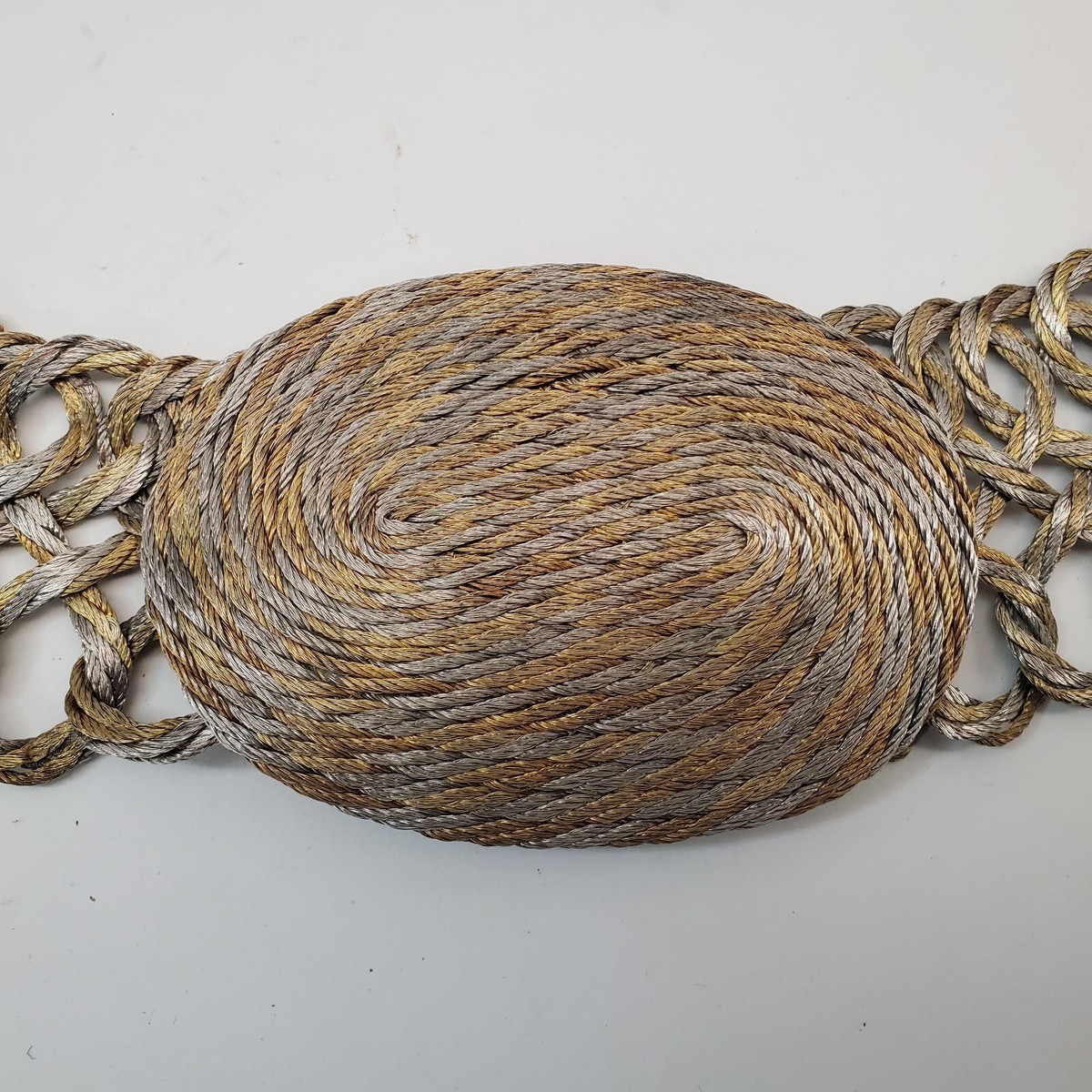 Vintage Womens Gold Silver Infinity Chain Loop Metal Woven  display picture 3