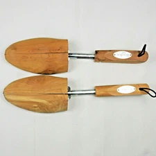 Woodlore Shoe Tree XL Wood Cedar Aroma Made in USA Adjustable Health Split Toe 
