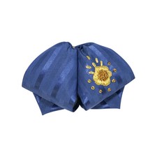 Flor de pajarita mono azul de canutillo charro