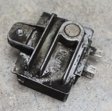 John Deere 318 B43 Engine - Voltage Regulator - D2