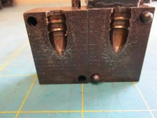 RELOADING TOOLS * LYMAN * BULLET MOLD * SINGLE * 30 CAL * 311359