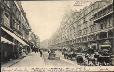 Postcard London City England, Brompton Rd. Harrod's Stores - 3420545