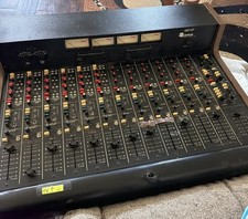 Quantum Audio Labs QM-12P   Monitor Mixer QM-...