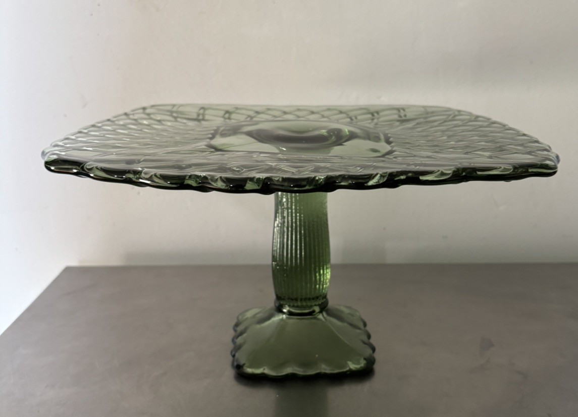 Vntg LE Smith TRELLIS 11” Pedestal Cake Plate Avocado Green FREE SHIPPING