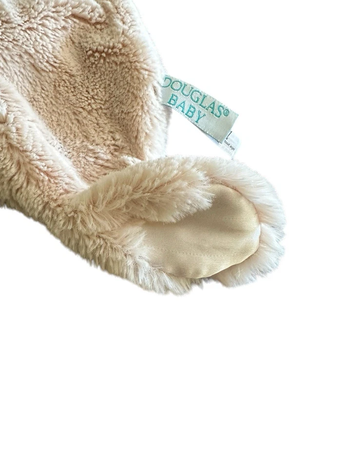 "Manta plana Douglas Baby Dog Lovey Tan Shlumpie felpa satinada con estampado de pata 16""" Foto 3 de 4