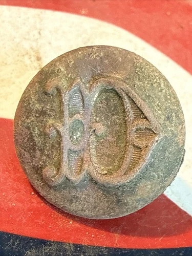 Dug Civil War Or Later 💥 🇺🇸 💣  Letter D Coat Button
