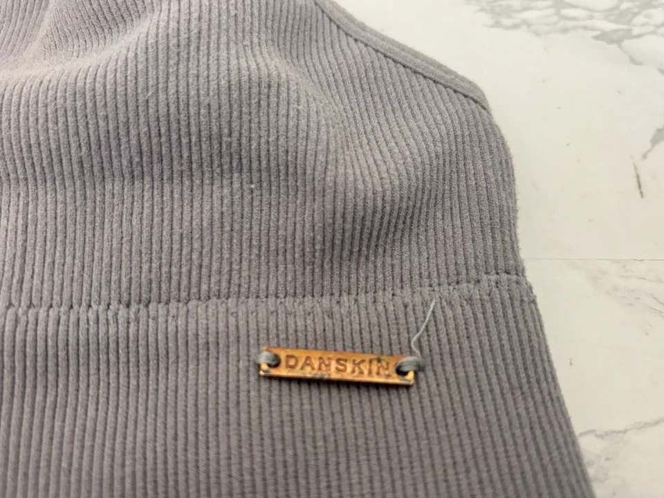 Sutiã esportivo íntimo Danskin tamanho M azul sem forro pulôver sem almofadas cinza C1 - Imagem 2 de 4