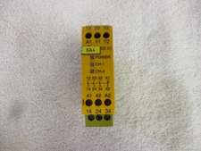 Pilz Safety Relay 774300   PNOZ X1 24VAC/DC 3n/o 1n/c