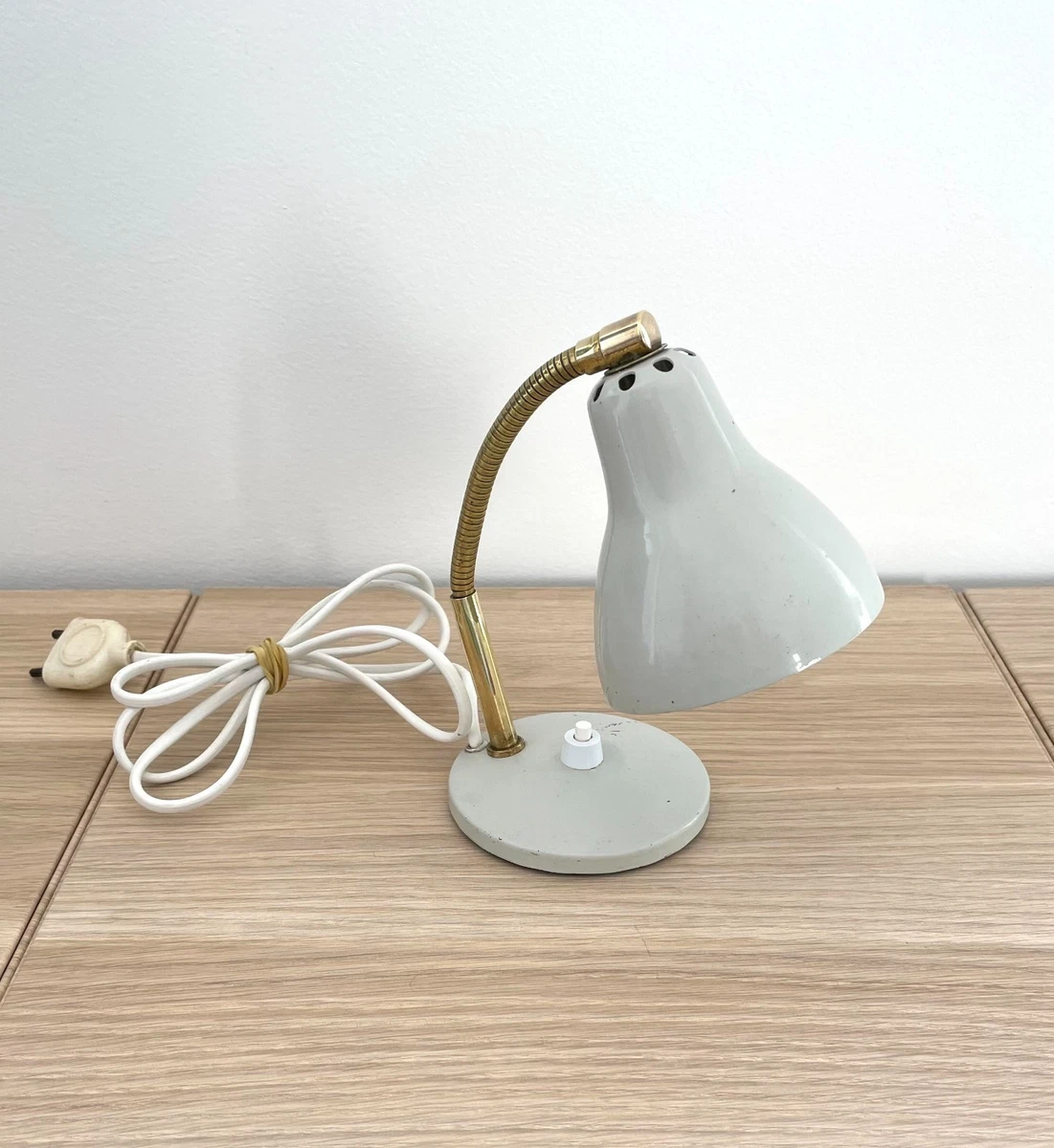 Lampe De Chevet Vintage 1960 - Chrome, Céramique Noire Et Abat-jour Argenté