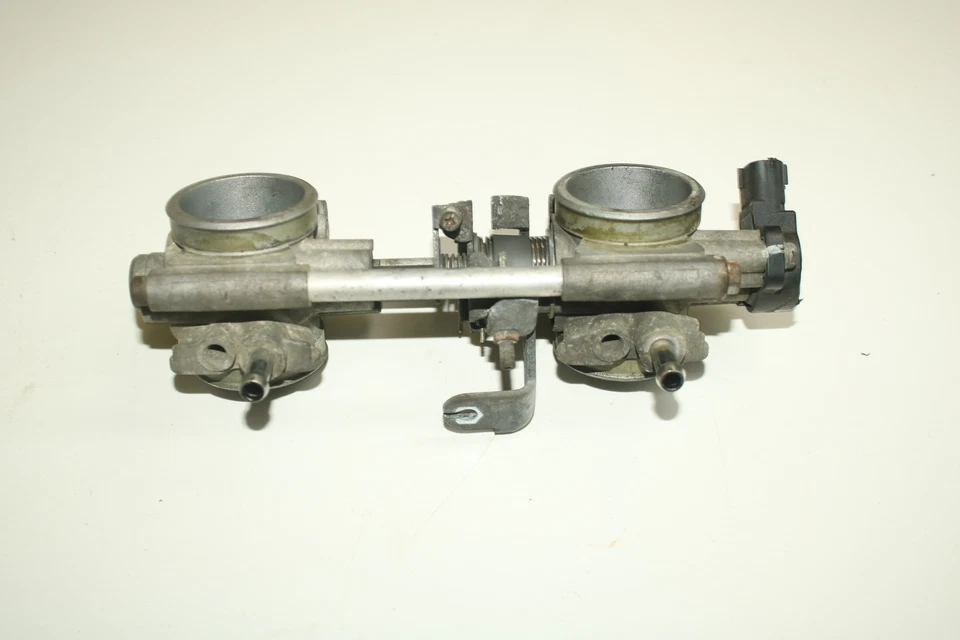 Carrocerías de acelerador Polaris Dragon Iq Turbo 2010 y sensor TPS 3131591 Foto 3 de 4