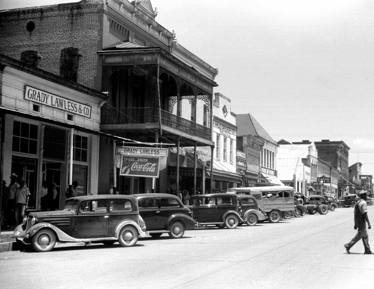 1941 Main Street Greensboro Alabama Old Vintage Photo 8.5" x 11