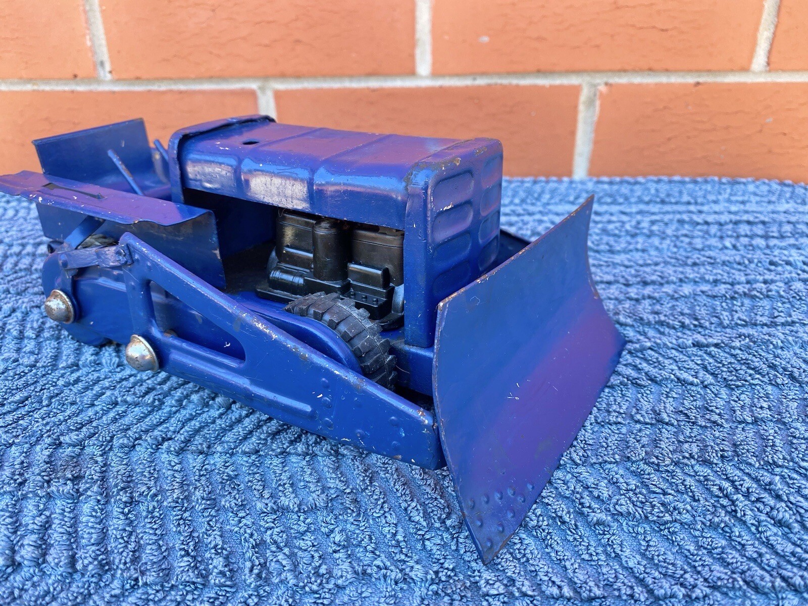 Vintage Tin Toy Bulldozer By Wyn Toys eBay