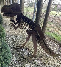 Gartenskulptur Dinosaurier