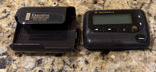 MOTOROLA ADVISOR GOLD FLEX ALPHANUMERIC PAGER VINTAGE WITH BELT CLIP
