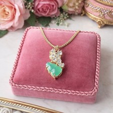 Vtg 1960s VENDOME 16” Necklace –Green Glass Cabochon & Crystal Pendant Gold Tone