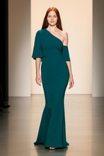 Badgley Mischka Stretch-Crepe Cape Gown 695 Teal Sleeves sz 0 Runway Prom Gala