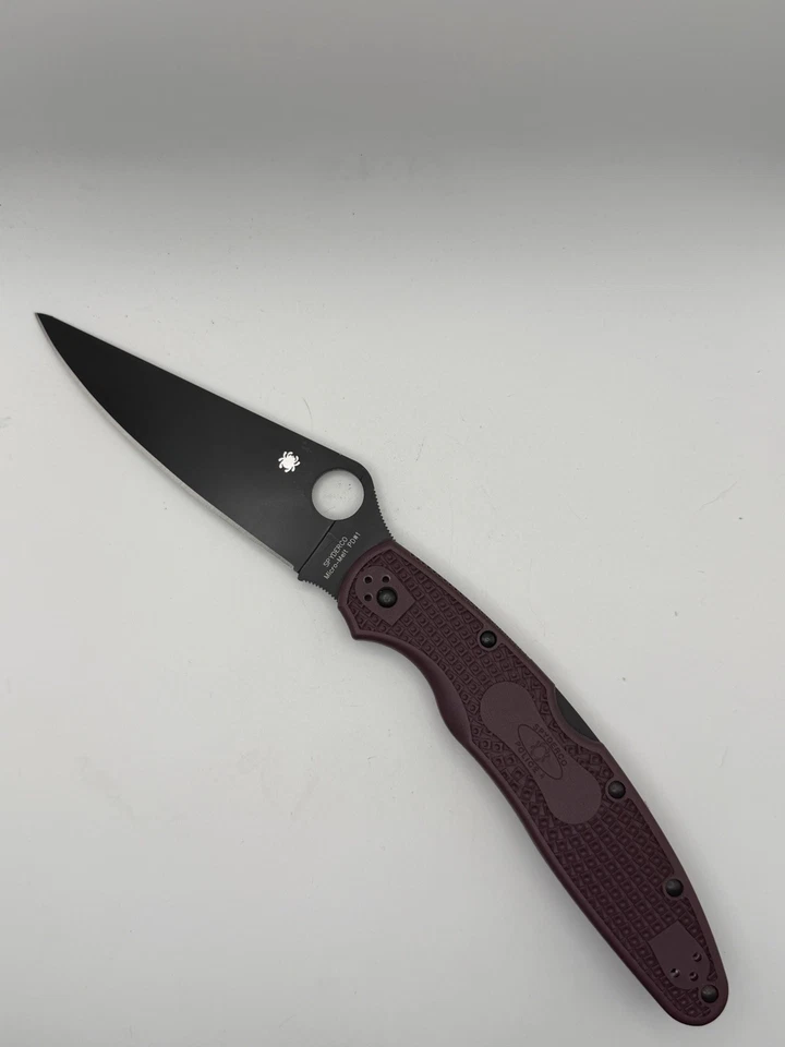 Navaja de Bolsillo Spyderco Police 4 Borgoña Micro Melt PD1 Nueva C07BGBKP4 Caja Dañada Foto 2 de 4