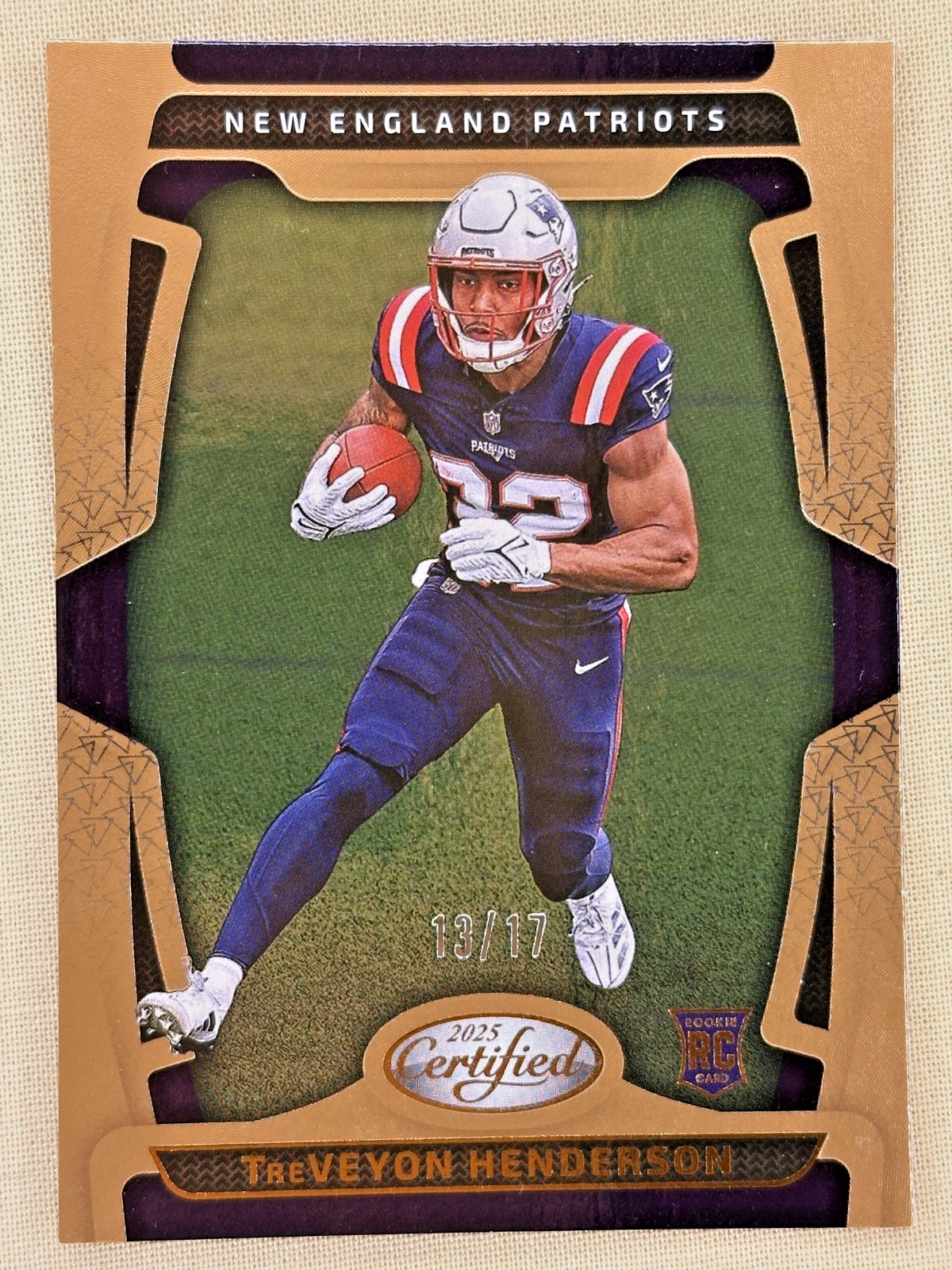 2025 Panini Certified TreVeyon Henderson RC Mirror Bronze FOTL /17 Patriots #144