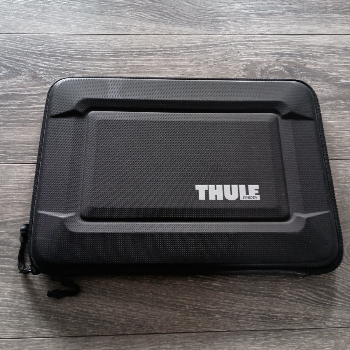 THULE Gauntlet MacBook Pro Attache for 13&rdquo; Mac Laptop Case Cover