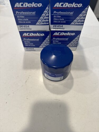 4 New AcDelco PF454 GM 25324052/19432234 Oil Filters Truck Corvette V8