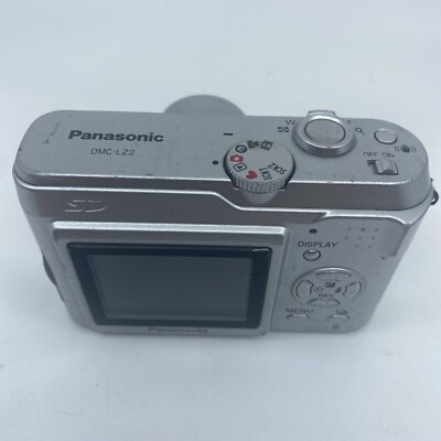 Panasonic LUMIX DMC-LZ2 5.0MP Digital Camera - Silver (Read