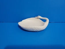 HTF Rare Crowning Touch Collection Swan Ivory Trinket Dish Japan