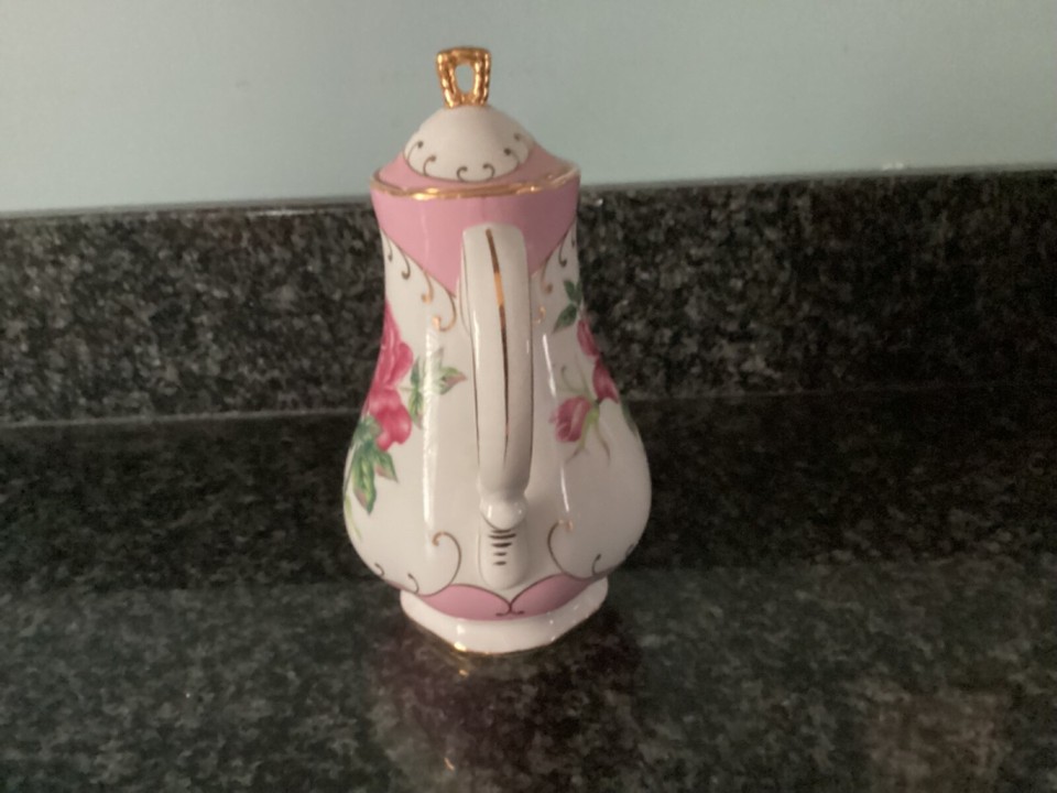 Rose Teapot Victoria's Garden Lowell, Ma eBay