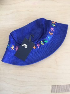 nike bear bucket hat