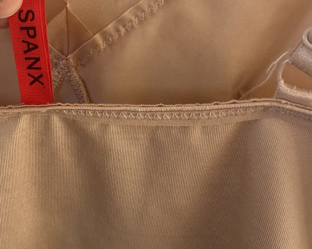 SPANX Simplicity Camisole Adjustable Lingerie Str… - image 5