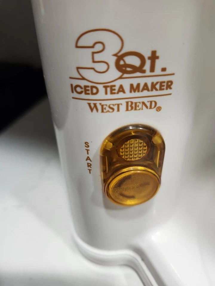 Máquina de chá gelada elétrica West Bend 3 QT branca e amarela - Imagem 3 de 4