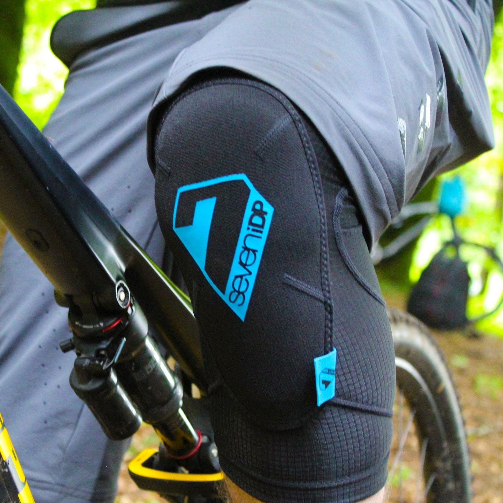 Ginocchiere 7iDP Sam Hill Lite per mountain bike foto 5