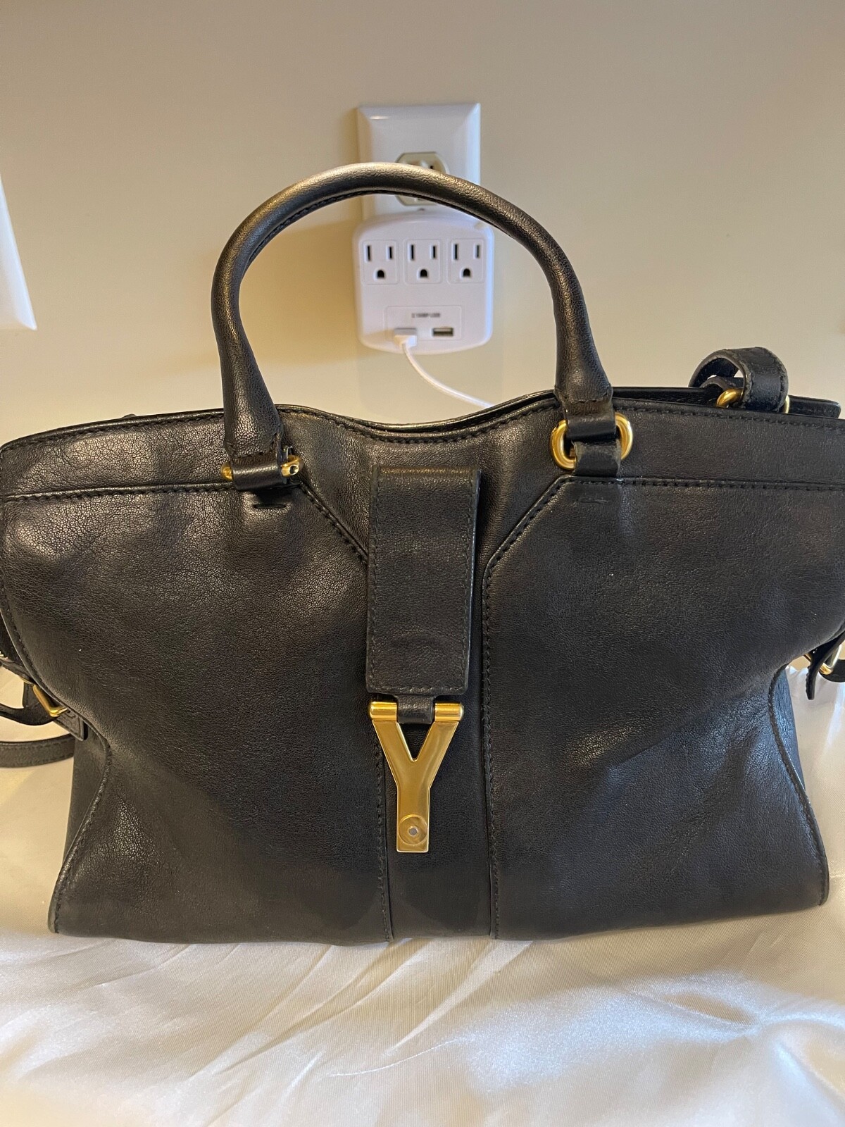 SAINT LAURENT Borsa YSL Cabas chiusura a Y due vie in pelle di pecora nera