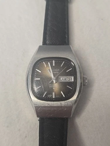 New ListingVintage Seiko 2906-0050 Hi-Beat Automatic Day Date Vintage Women’s Wristwatch