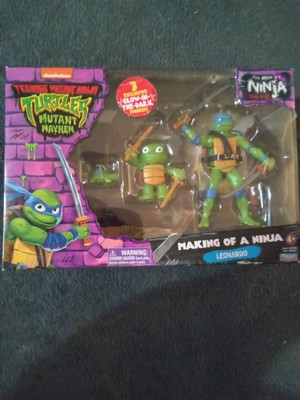 Teenage Mutant Ninja Turtles Mutant Mayhem Making of a Ninja Leondardo Set NEW