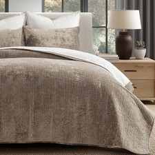 Velvet Quilt Set Queen Size, Luxurious Soft Quilted Bedding Sets, Lightweight...