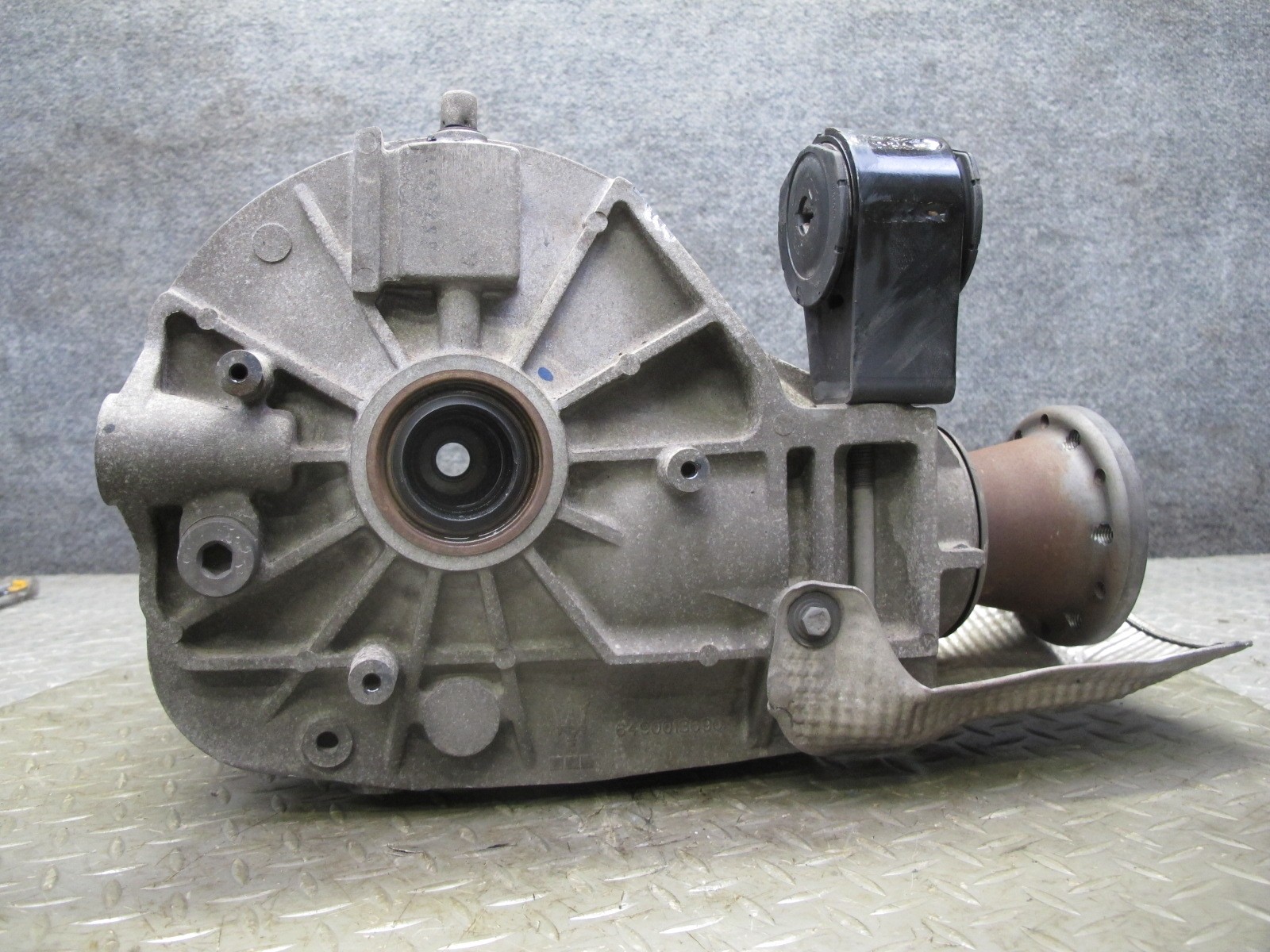 2014-2017 MASERATI GHIBLI M157 SQ4 AWD REAR DIFFERENTIAL CARRIER 2.80 RATIO