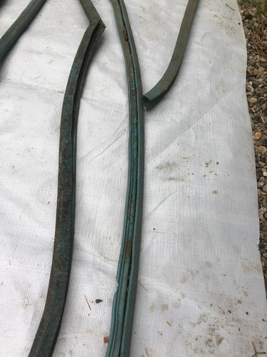 1967 Ford Galaxie 500 4 Door Green Roof Door Jamb Windlaceing - Picture 3 of 4