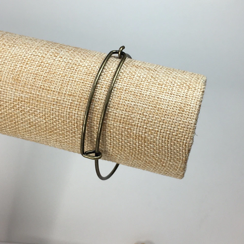 Brazalete ajustable antiguo tono dorado con dije/brazalete cierre de gancho Nuevo de Lote Antiguo Foto 2 de 3