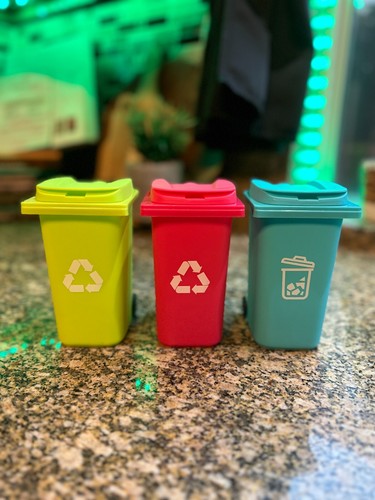 Elige 1 mini bote de basura de escritorio para reciclaje en la acera oficina bolígrafo soporte para cepillo - Imagen 7 de 10