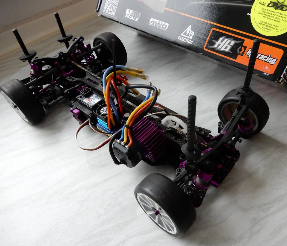 HotBodies TCXX Wettbewerbs-Chassis - 1:10 - Bild 2 von 4