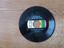 1961 VG++  WILBURN Brothers The Flame's Still Burning / The Legend  31214  45