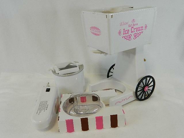 nostalgia vintage ice cream maker
